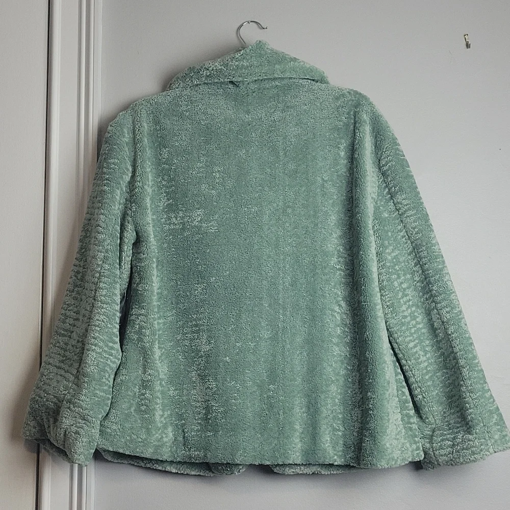 Vince Camuto-NWT-Green Faux Fur Jacket-Size Medium